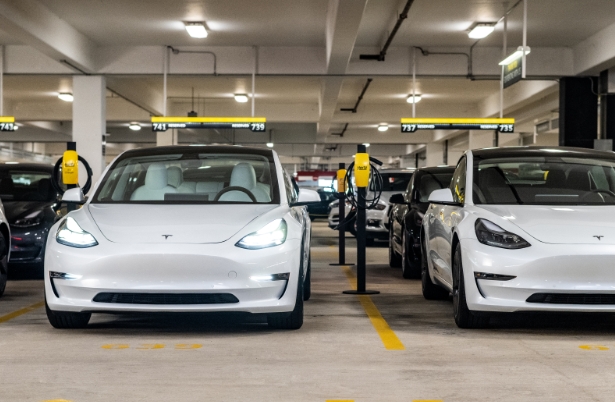 Tesla voiture électrique