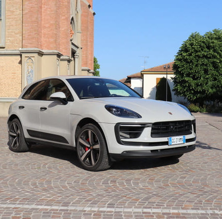 Porsche Macan EV voiture électrique